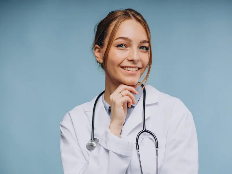 Claudia Alejandra Vargas Torres - Doctora Oftalmóloga